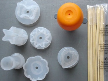 Fruit and Vegetable Carving Device