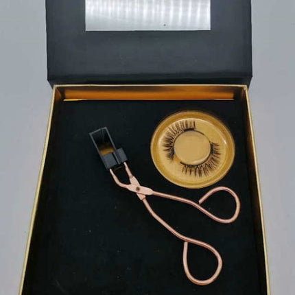 Magnetic false eyelashes