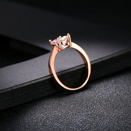 Rose gold and zircon ring