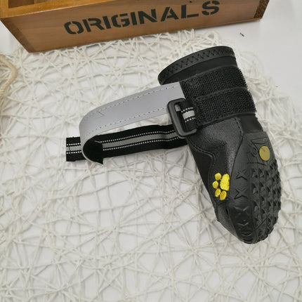 Pet shoes wear dog shoes