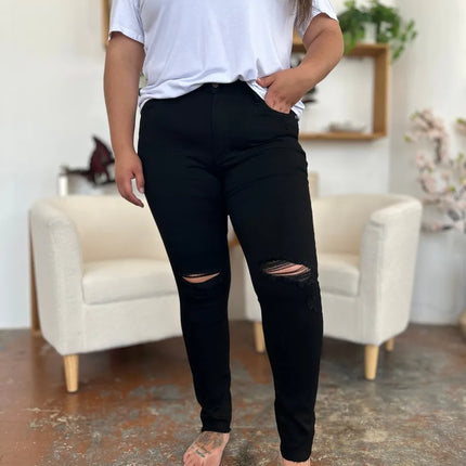 61d8cd20-cfee-4e51-bf5e-1a6ac5e7f5e7-Max