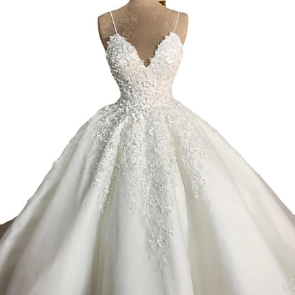 Deep V-neck Sexy Lace Floor-length Wedding Dress Romantic Aura Dignified Wedding Banquet Welcome 2024 New Spring