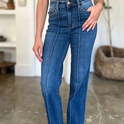 8422ba33-bcc0-4ba1-834f-29c0ce54c053-Max