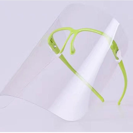 Anti-fog and anti-spray mask