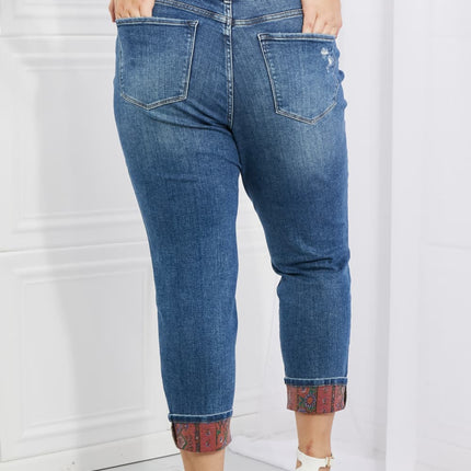 9b7c2f0458444ac7a4ccfc47e090c139-Max