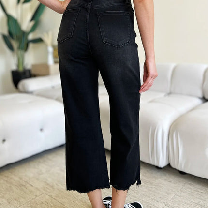 b82d6bf8-f833-4c6e-a261-6d6d475ab640-Max