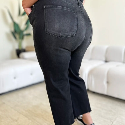 d7633fc2-b6e5-458e-b2d2-c98008d65003-Max