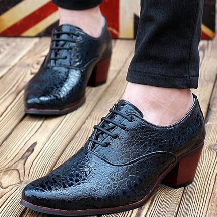 British Fashion Shoe Men Have Raised Pointy Tips