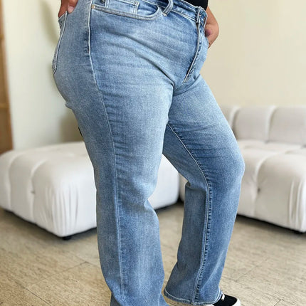 fb523026-63b8-4b05-9e9b-5f16531ceebc-Max